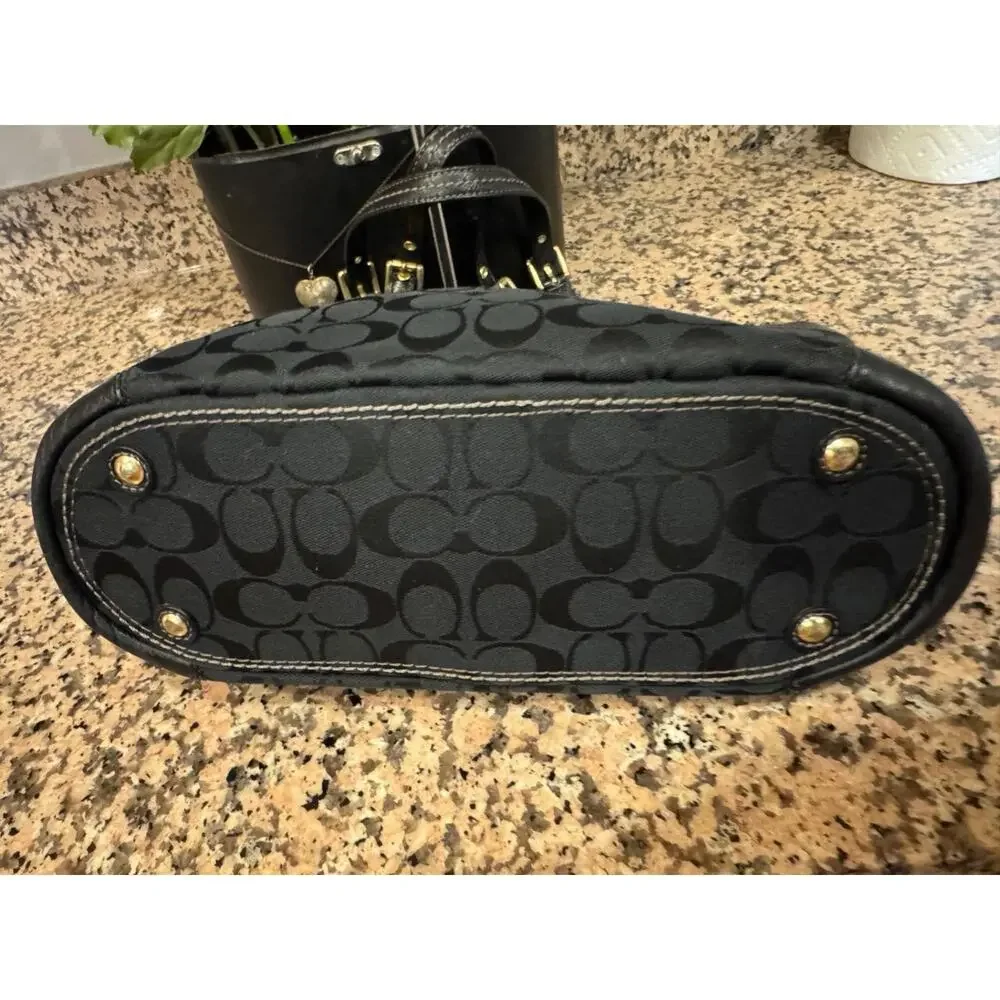 Coach #11237 Signature Black Gallery Tote Purse (PU150